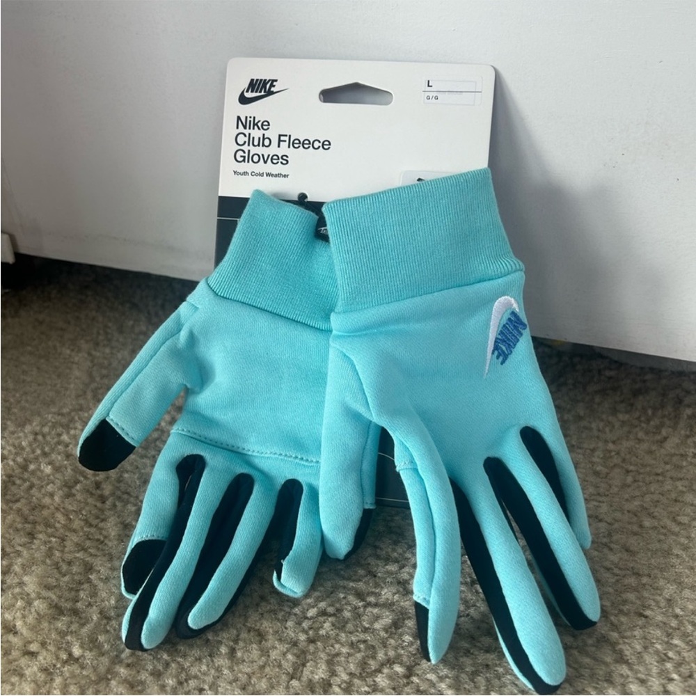 Youth Large Nike Club Fleece Gloves